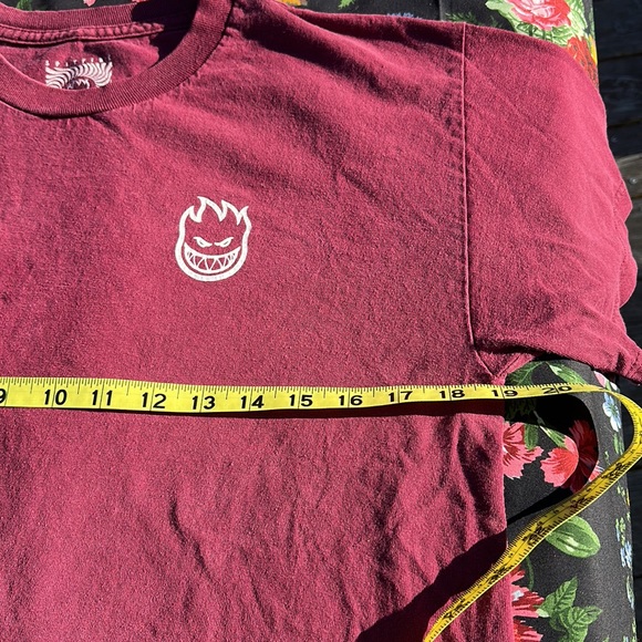 Spitfire Wheels front & Back graphic tee “Keep the underground lit” Youth XL - Picture 6 of 7